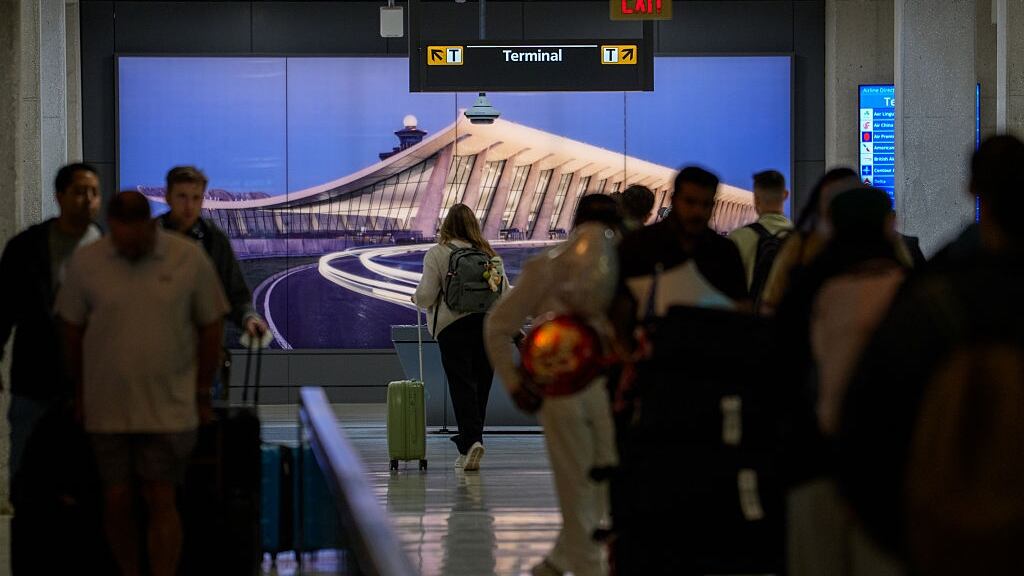 US screens travelers from Congo, Uganda, South Sudan for Ebola - WFTV